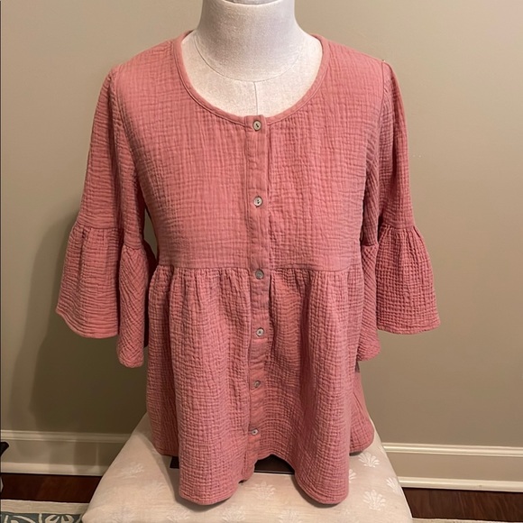 unknown Tops - Women's Pink 100% Cotton Gauze Button-Down Ruffle Sleeve Top